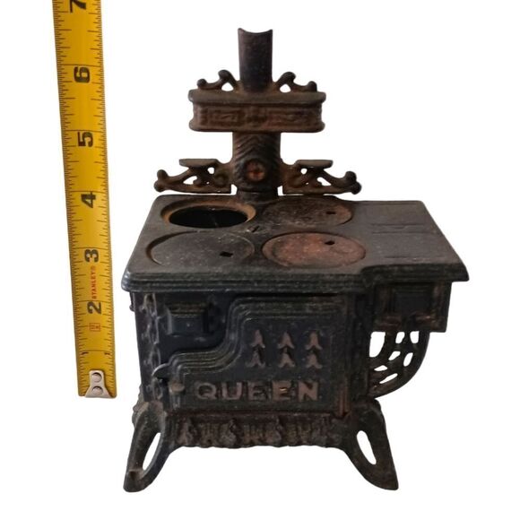 Queen Cast‎ Iron Stove Miniature Toy Salesman Sample Diorama Vintage Dollhouse. - Picture 3 of 16